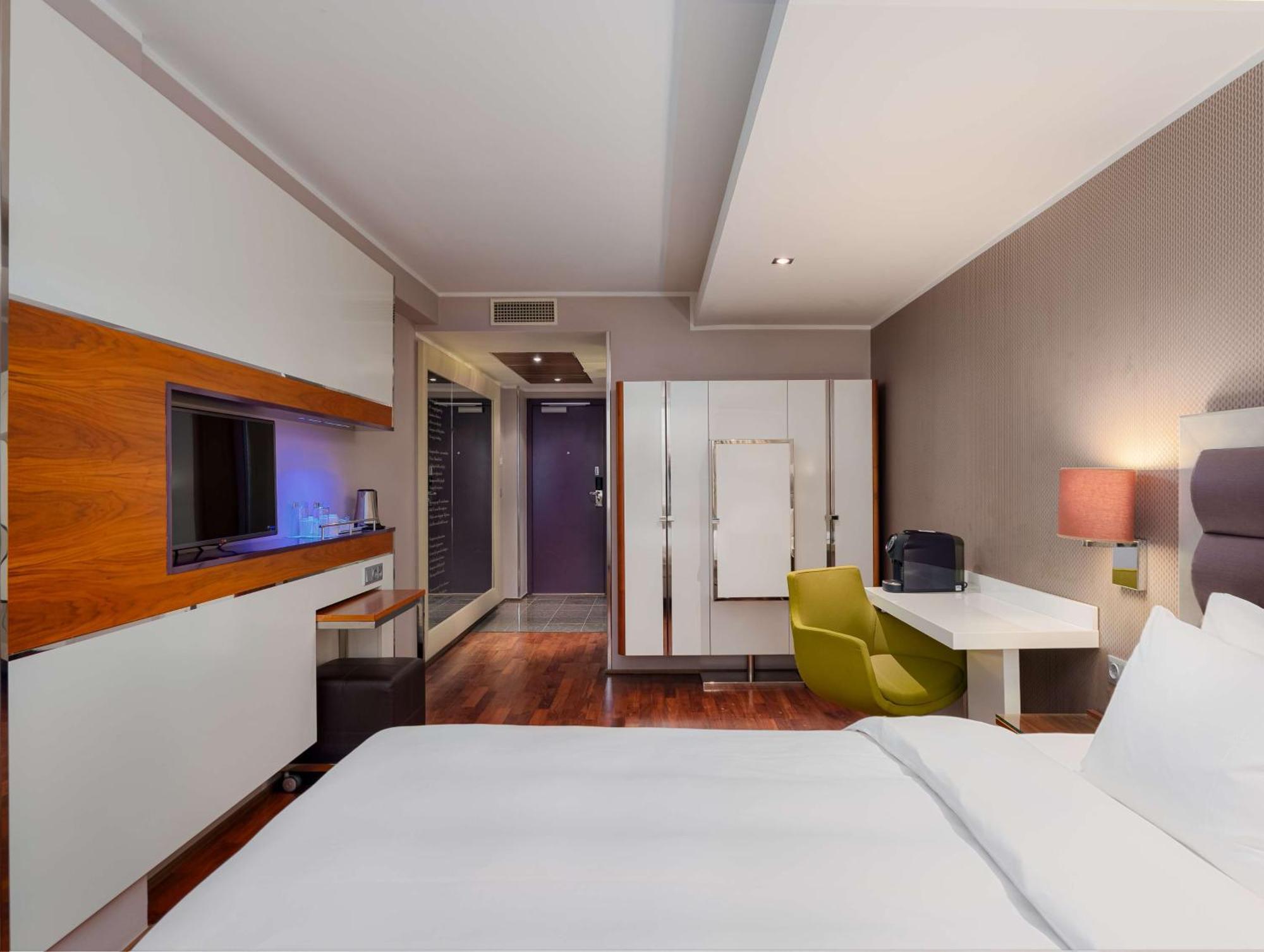 Radisson Blu Hotel Oluempia Talin Exterior foto